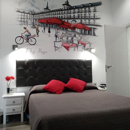 Hostal Lauria Μαδρίτη Εξωτερικό φωτογραφία