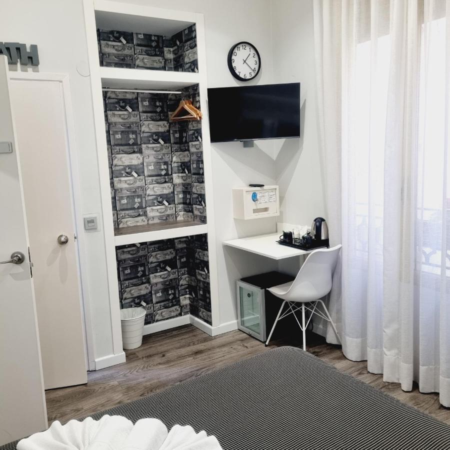 Hostal Lauria Μαδρίτη Εξωτερικό φωτογραφία