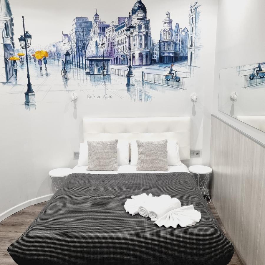 Hostal Lauria Μαδρίτη Εξωτερικό φωτογραφία