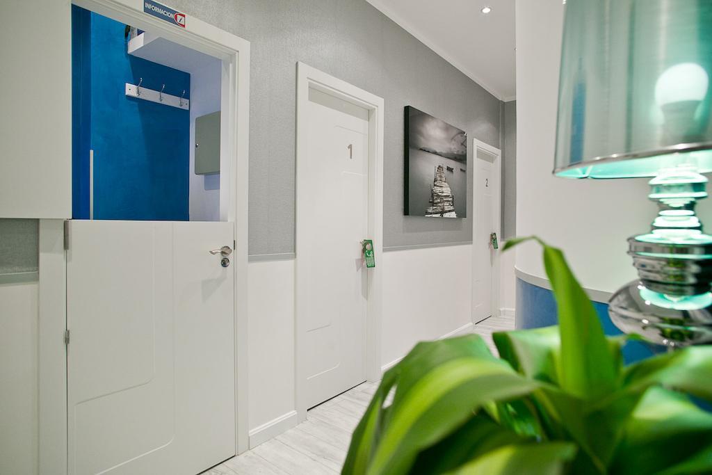 Hostal Lauria Μαδρίτη Εξωτερικό φωτογραφία